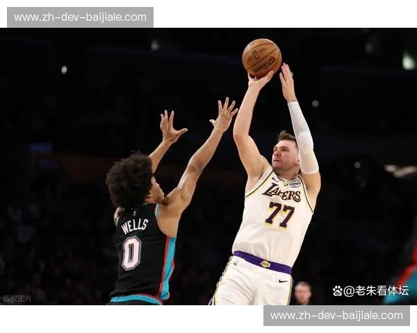 狂野西部遇上铁血风城:当卢卡·东契奇的魔术撞上芝加哥的复兴野心 狂野西部遇上铁血风城:当卢卡·东契奇的魔术撞上芝加哥的复兴野心